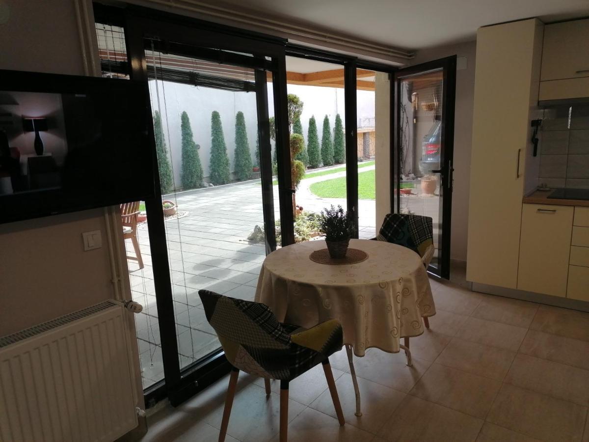 Apartments Sofija Ni Eksteriør billede